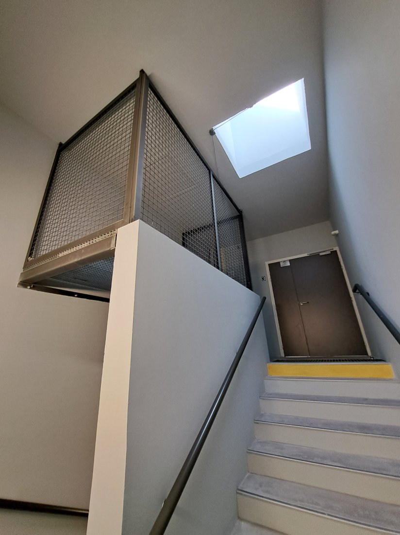 Peinture cage escalier